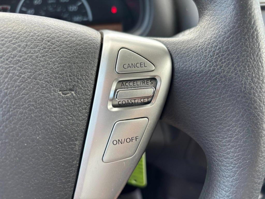 2019 Nissan Versa S photo