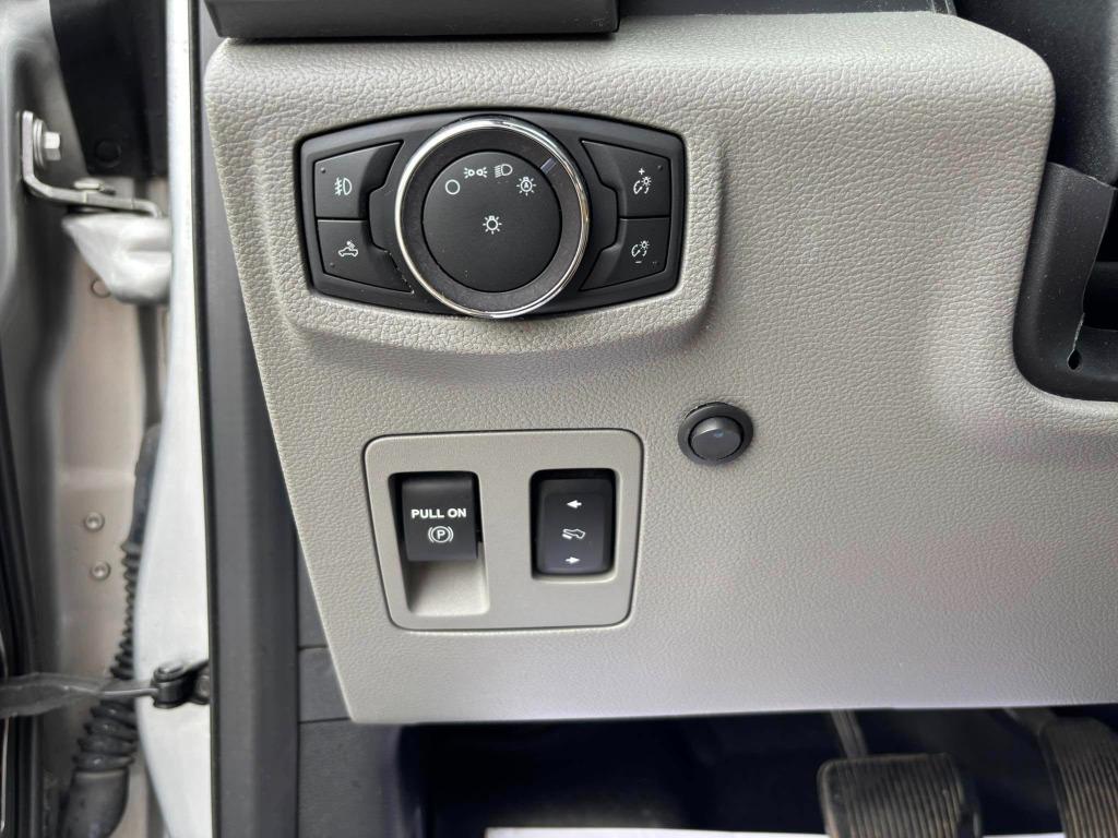 2019 Ford F150 XLT photo