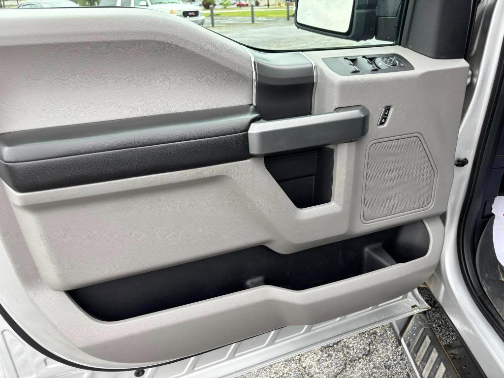 2019 Ford F150 XLT photo