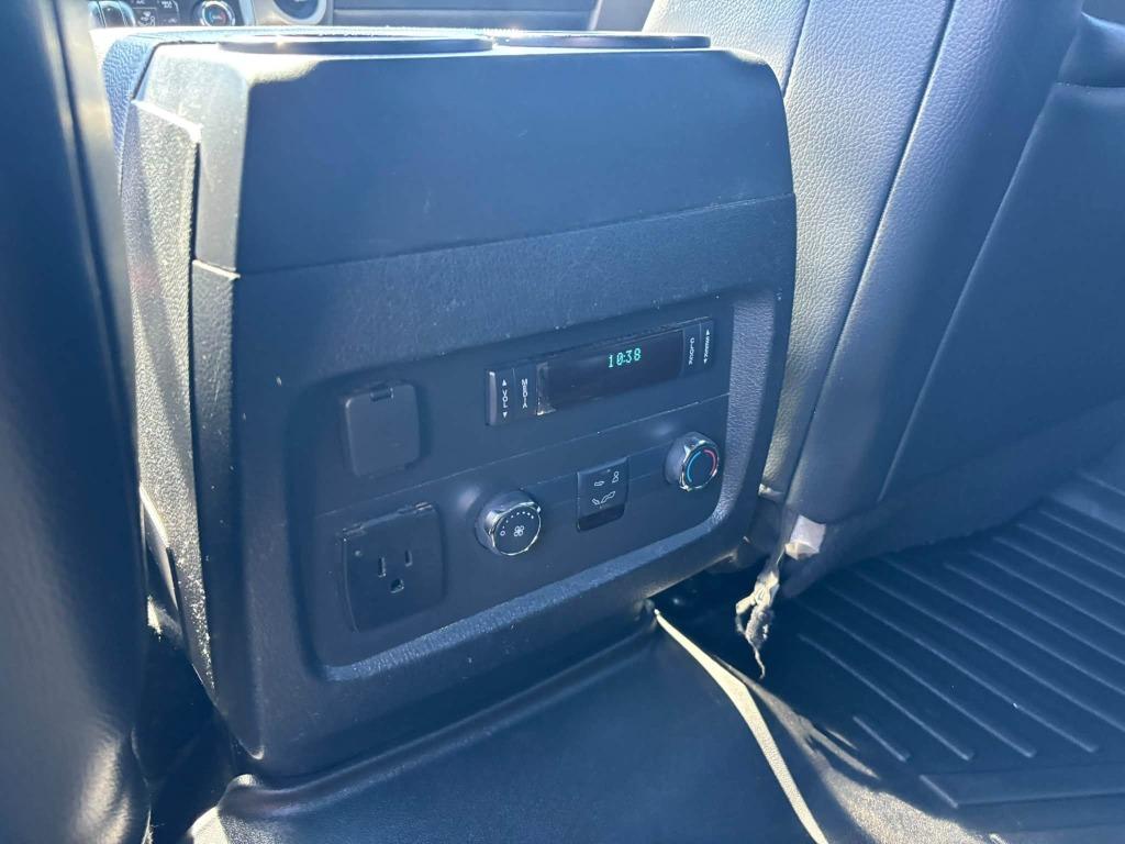 2017 Ford Expedition - $11,995