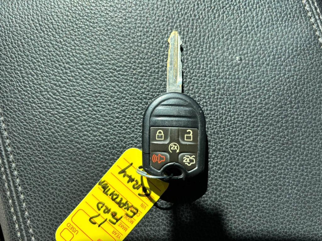 2017 Ford Expedition - $11,995