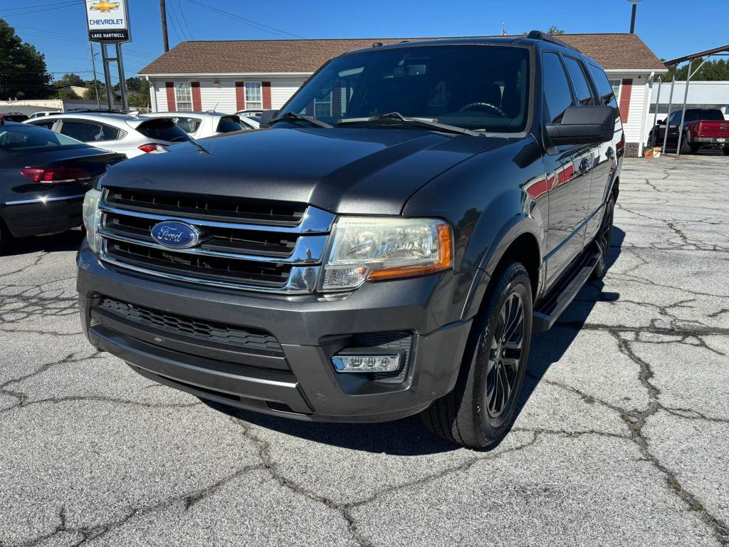 2017 Ford Expedition - $11,995