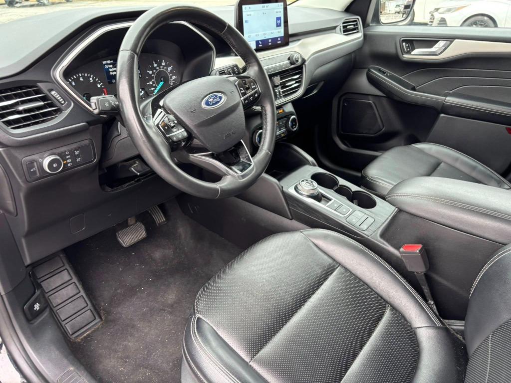 2022 Ford Escape - $14,995