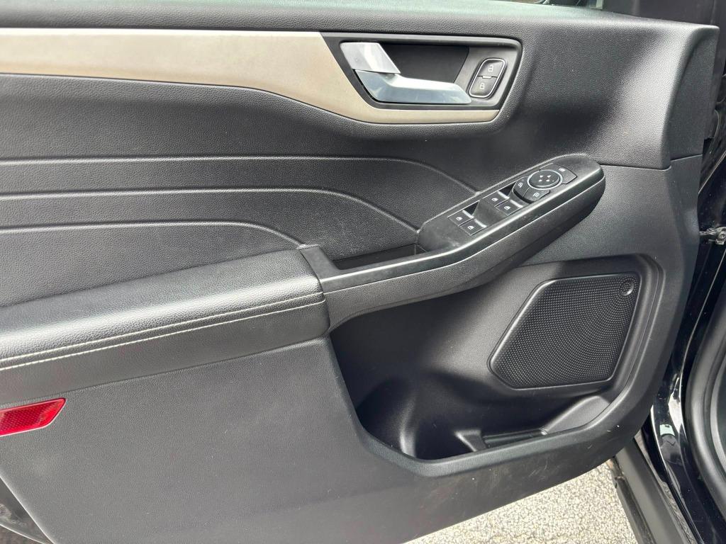 2022 Ford Escape - $14,995