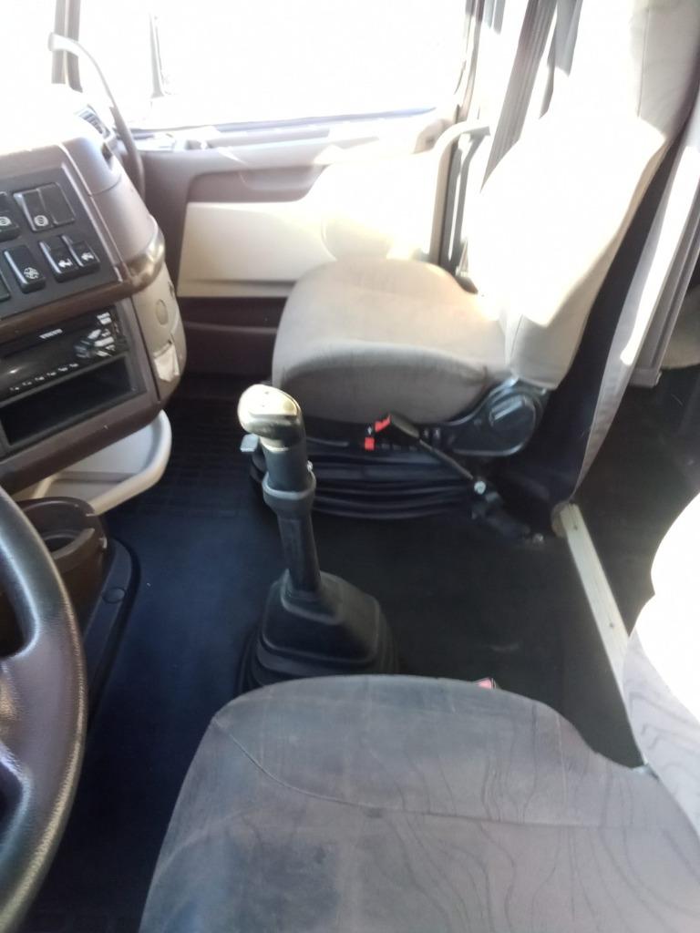 2016 Volvo VNL 670 - $68,950