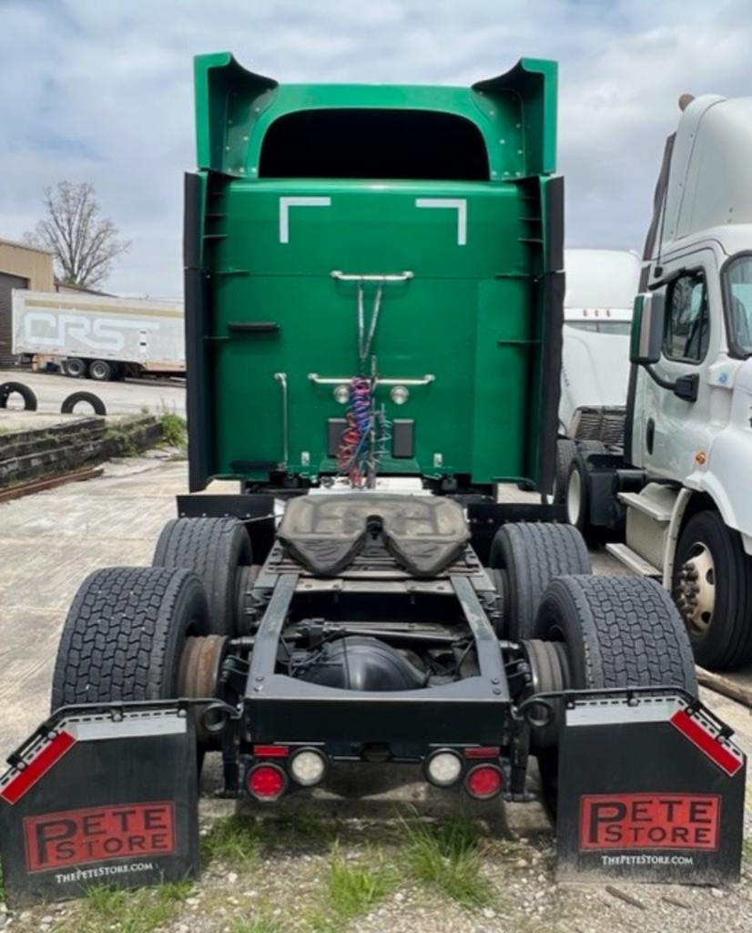 2018 Peterbilt 579 - $76,950
