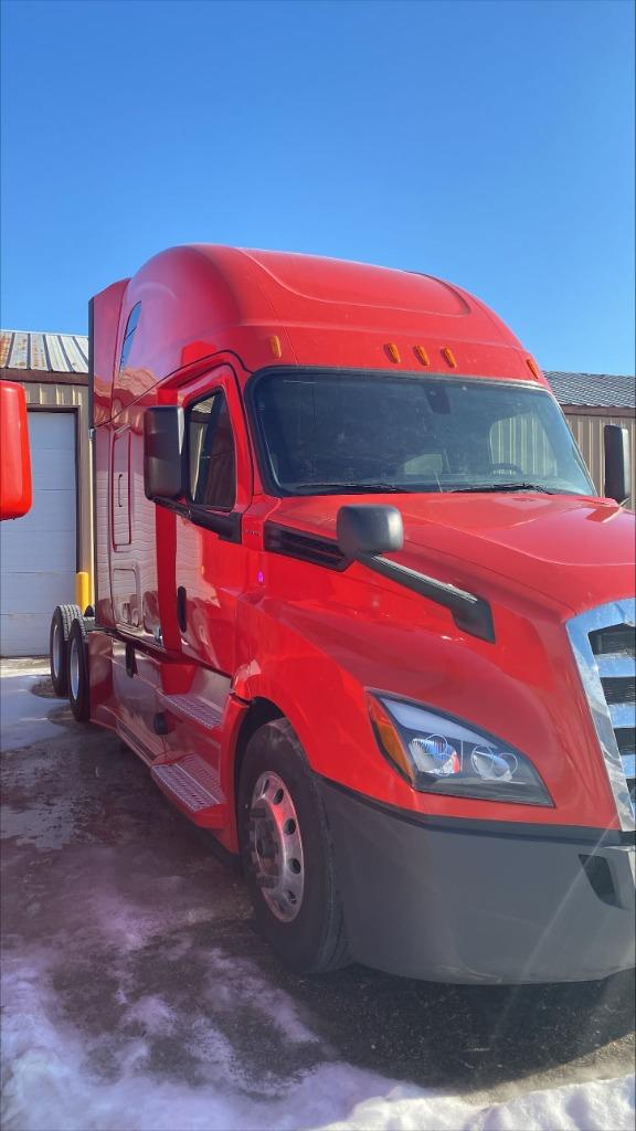 2019 Freightliner Cascadia - $95,950
