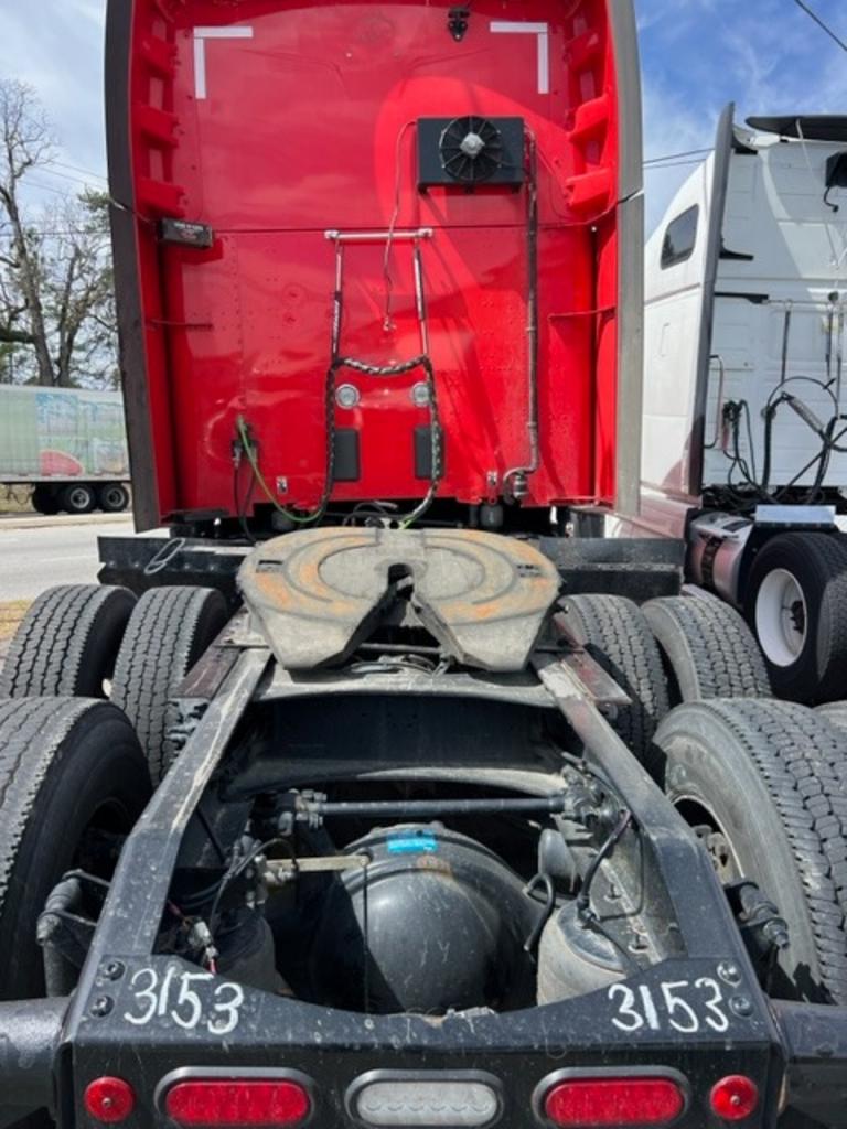 2020 Peterbilt 579 - $99,950