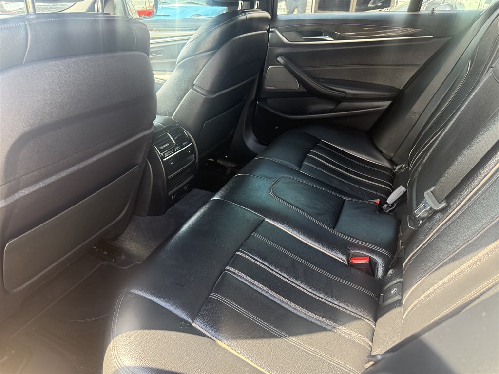 2018 BMW 530i - $30,900