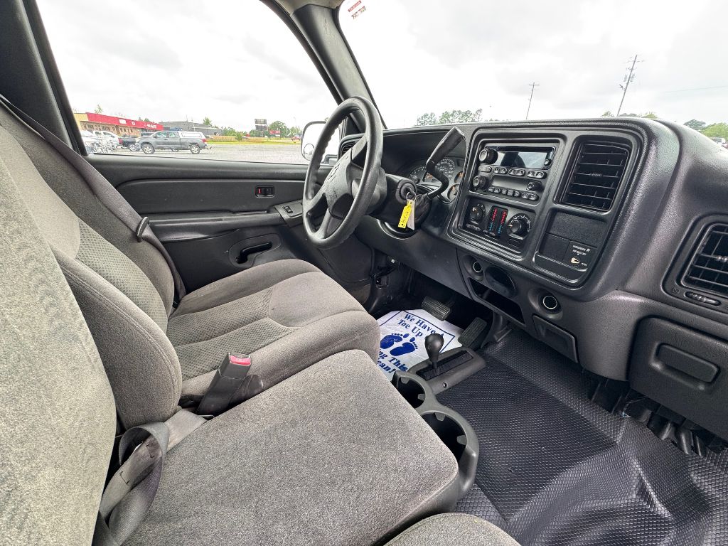 2005 Chevrolet RSX Work Truck photo