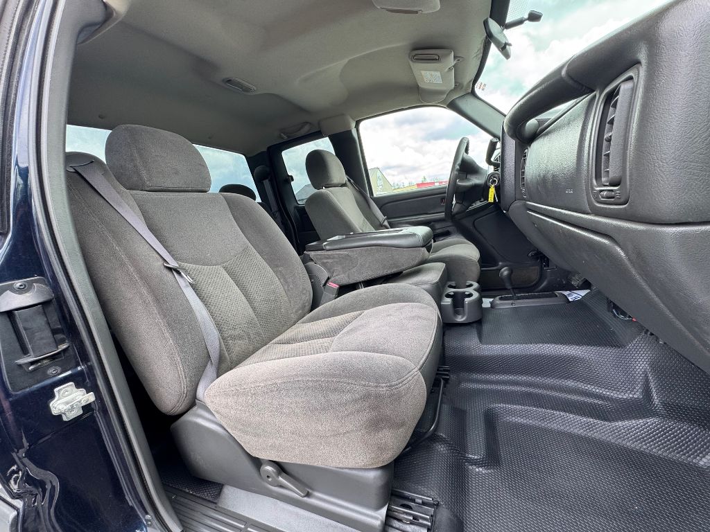 2005 Chevrolet RSX Work Truck photo