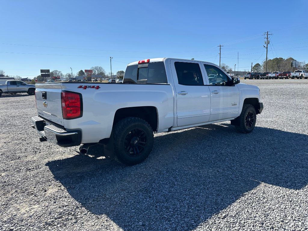 2018 Chevrolet  LT 5.3L V-8  photo