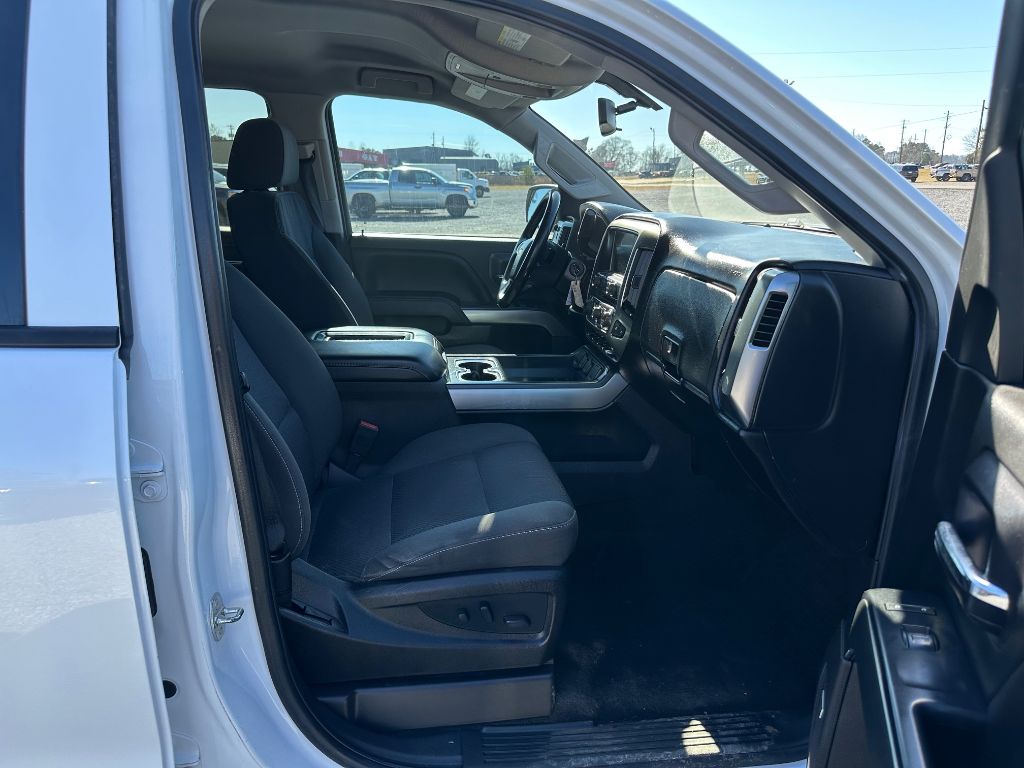 2018 Chevrolet  LT 5.3L V-8  photo