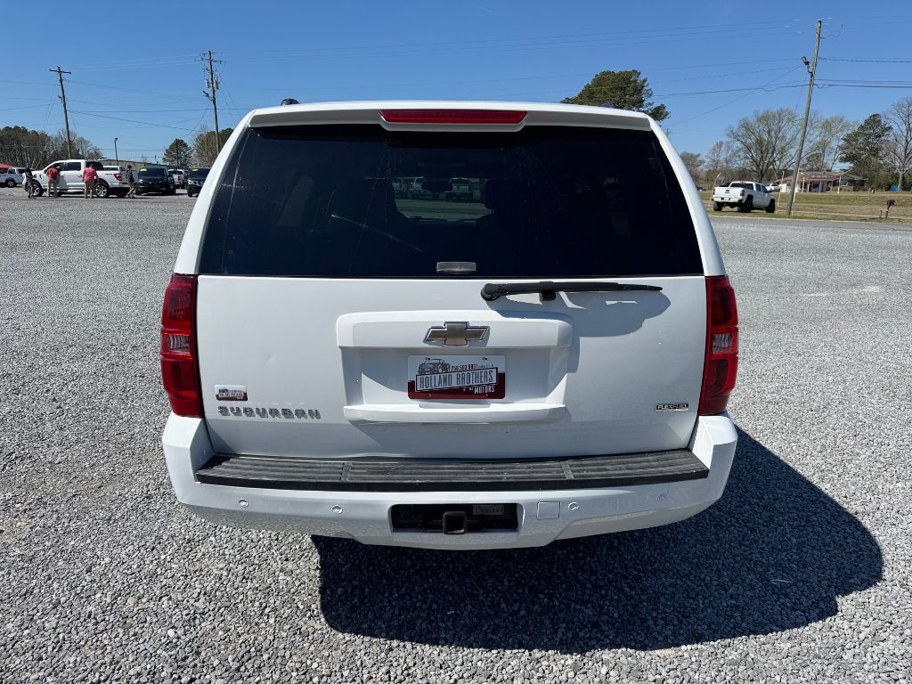 2008 Chevrolet Suburban LT 1500 photo