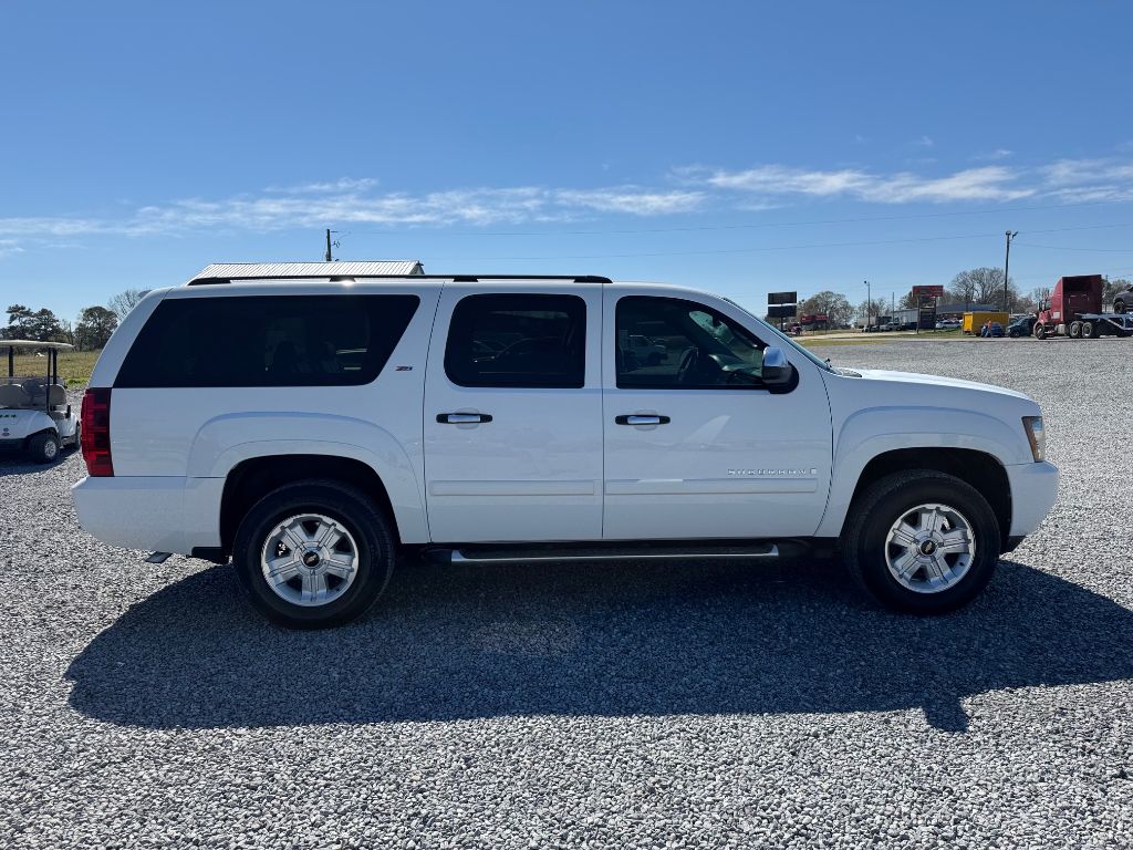2008 Chevrolet Suburban LT 1500 photo