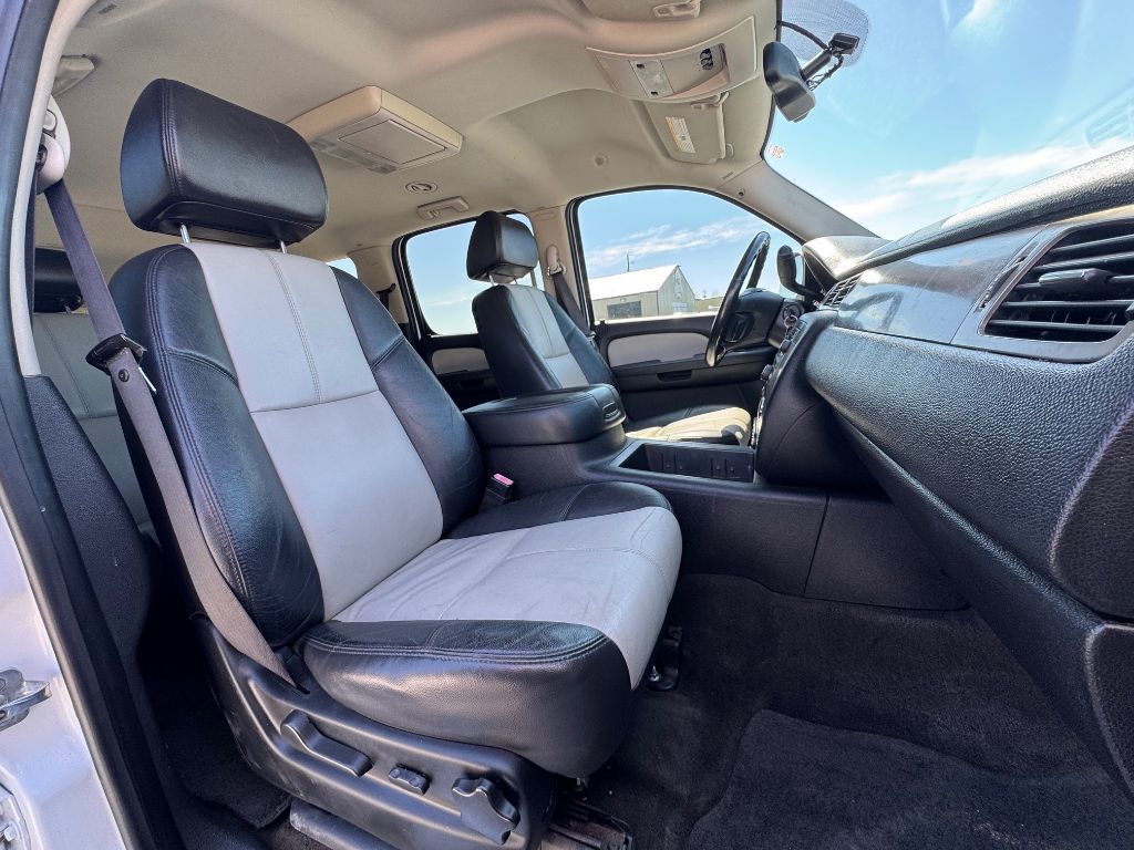 2008 Chevrolet Suburban LT 1500 photo