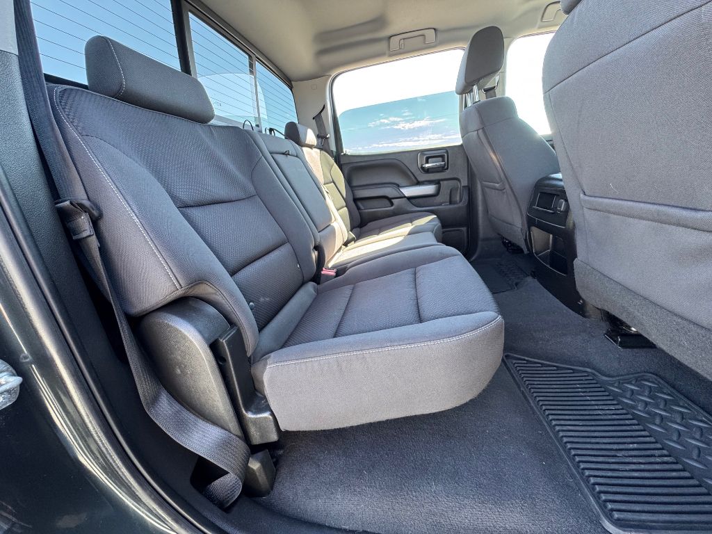 2018 Chevrolet  LT Z71 photo