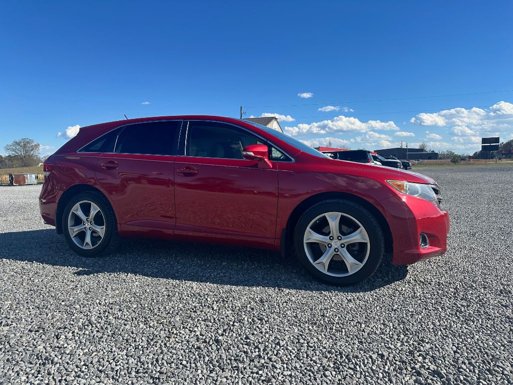 2013 Toyota Venza LE photo