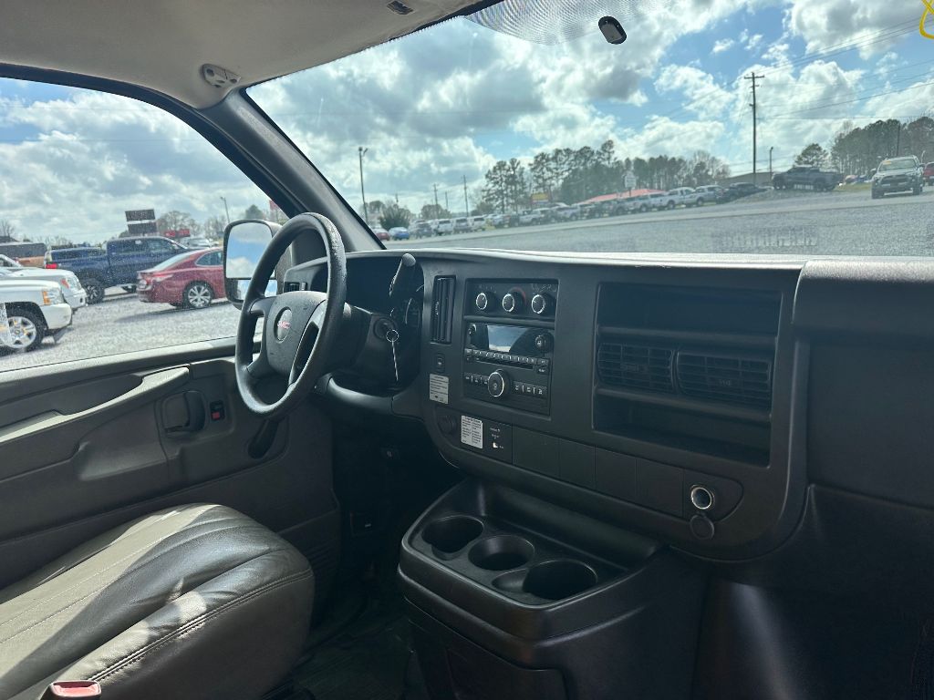 2011 Chevrolet Express 3500 3500 photo