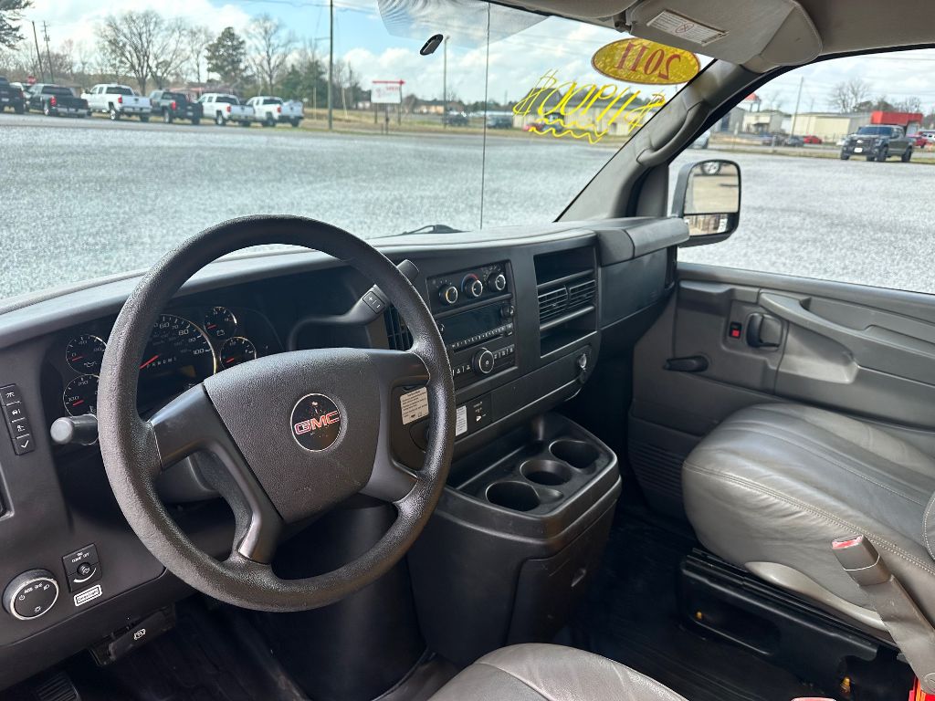2011 Chevrolet Express 3500 3500 photo