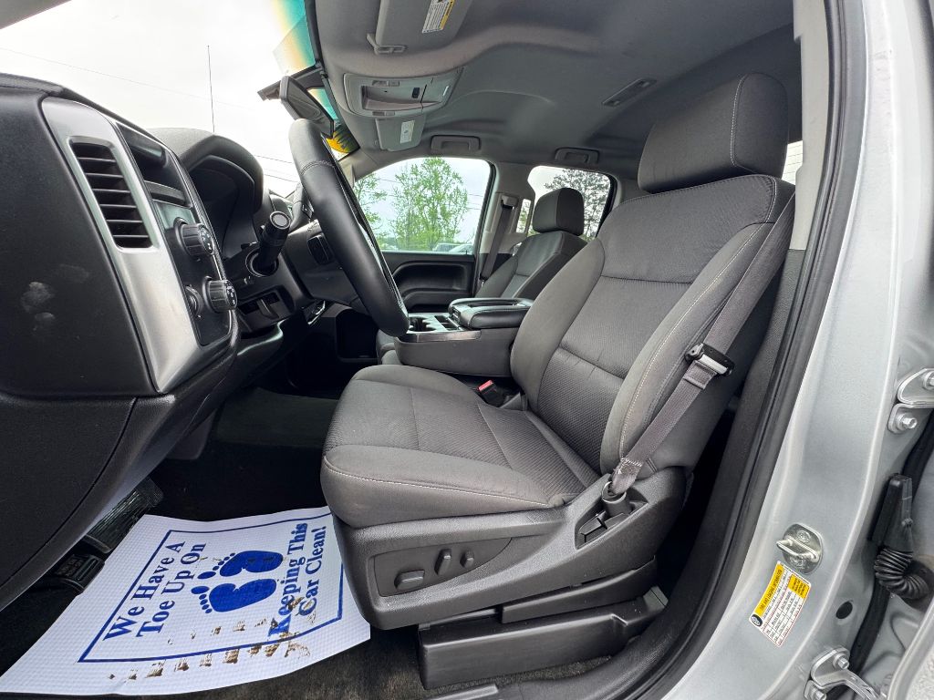 2016 Chevrolet  LT 5.3L V-8 photo