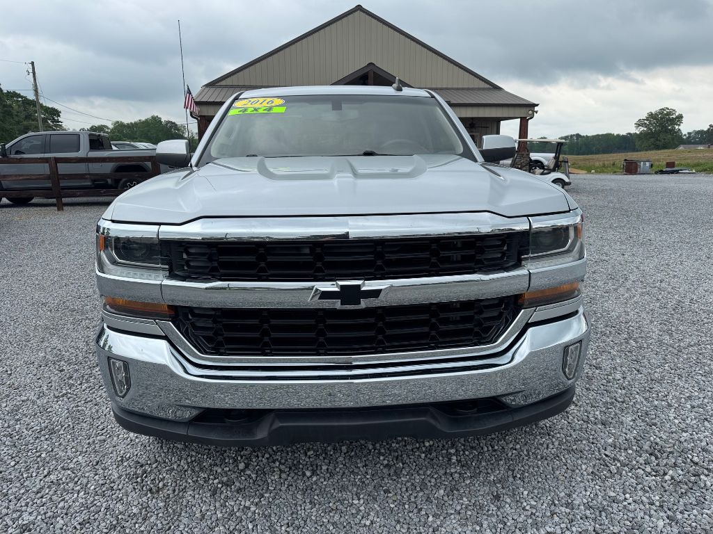 2016 Chevrolet  LT 5.3L V-8 photo