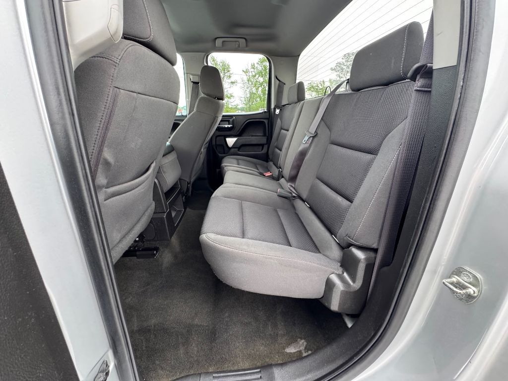 2016 Chevrolet  LT 5.3L V-8 photo