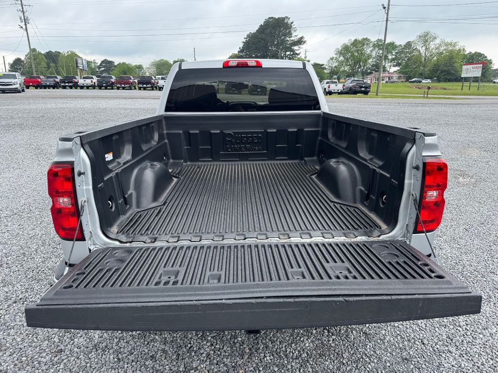2016 Chevrolet  LT 5.3L V-8 photo
