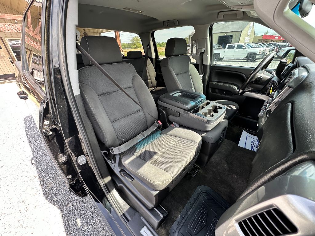2018 Chevrolet  LT Z71 LEVELED  photo