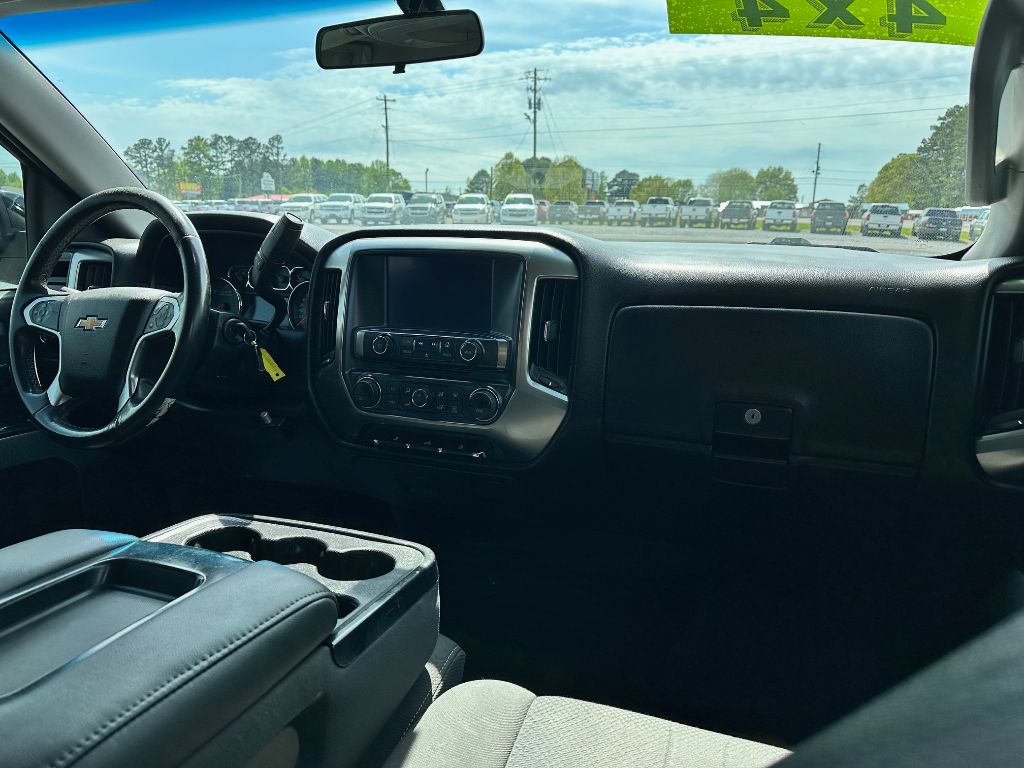 2018 Chevrolet  LT Z71 LEVELED  photo