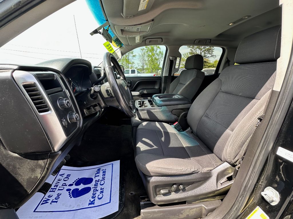 2018 Chevrolet  LT Z71 LEVELED  photo