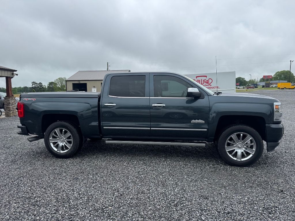 2017 Chevrolet  High Country photo