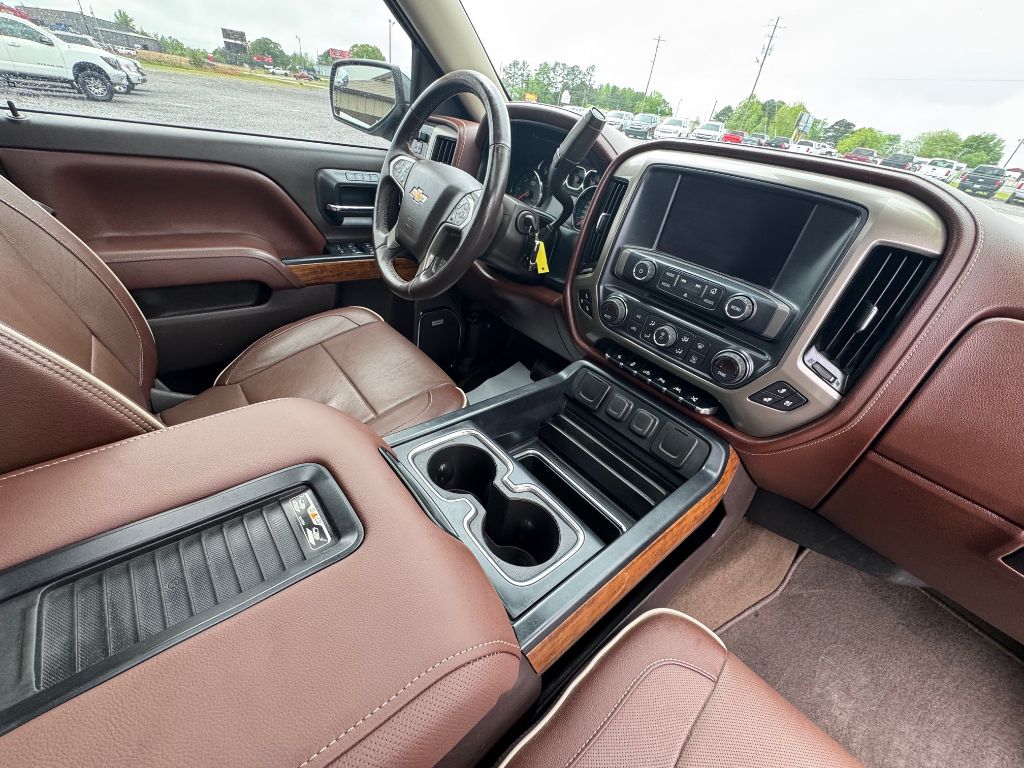 2017 Chevrolet  High Country photo