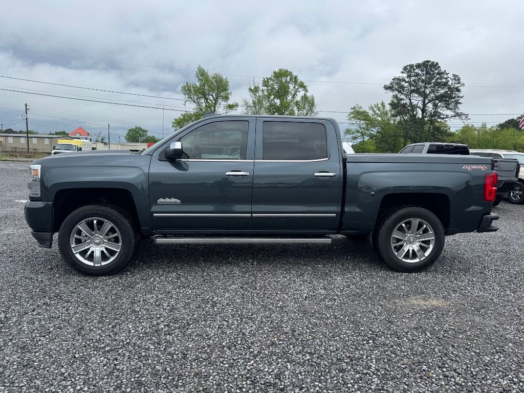 2017 Chevrolet  High Country photo