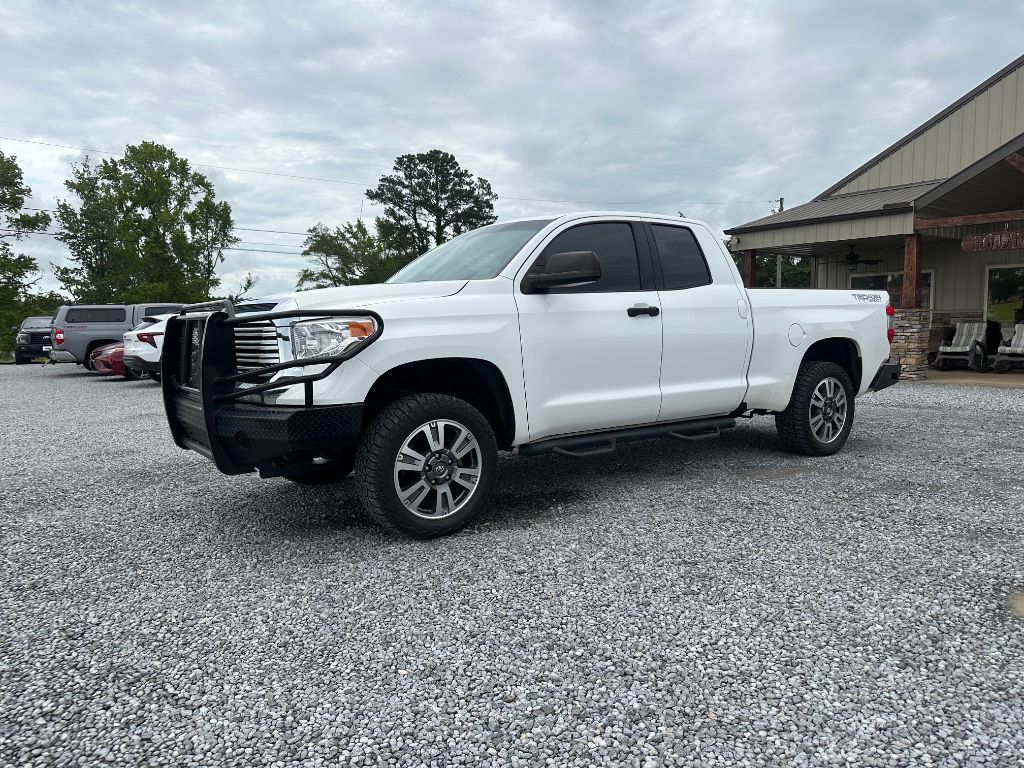 2014 Toyota Tundra SR5 photo