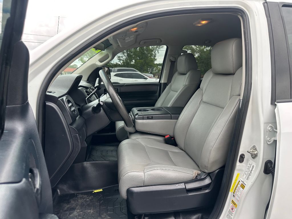 2014 Toyota Tundra SR5 photo
