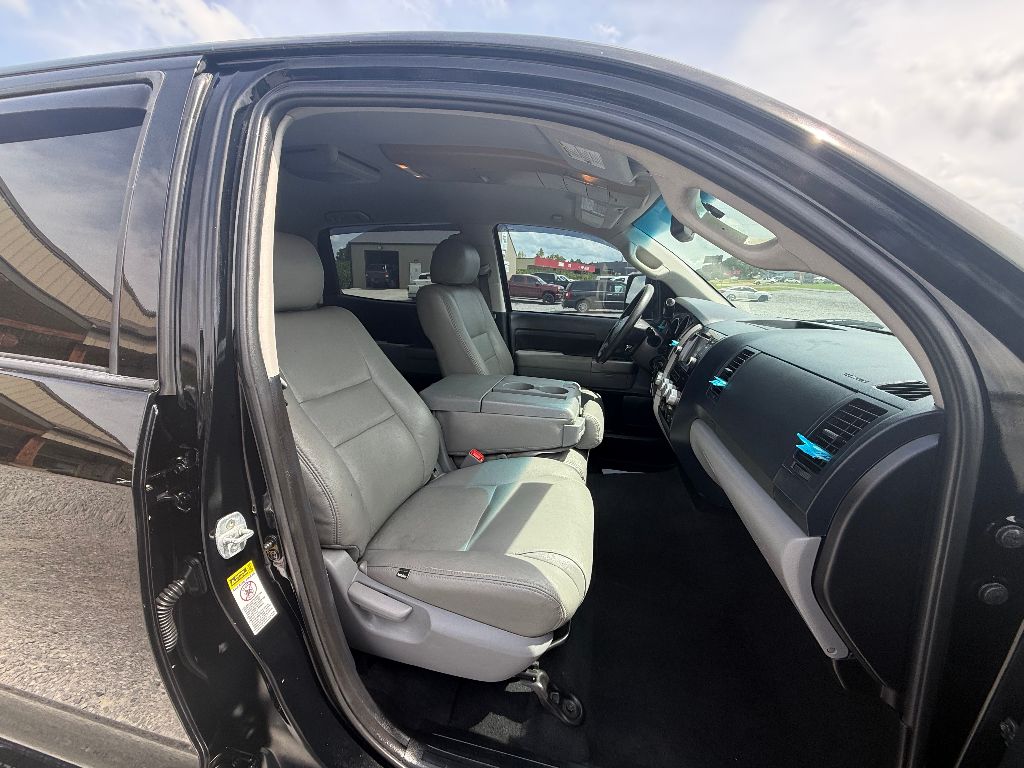 2013 Toyota Tundra Grade photo