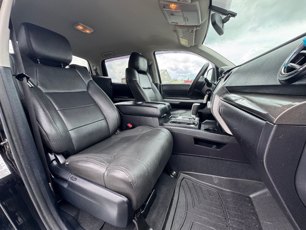 2014 Toyota Tundra SR5 photo