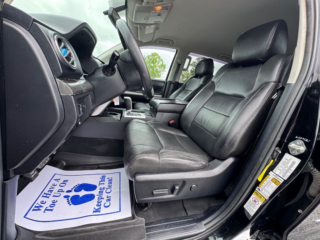 2014 Toyota Tundra SR5 photo