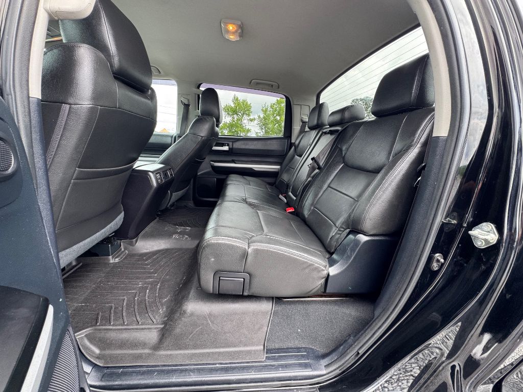 2014 Toyota Tundra SR5 photo