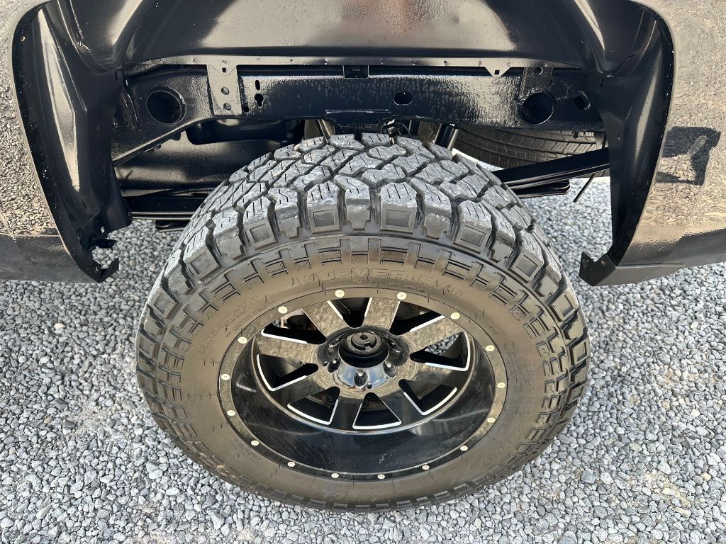 2024 Chevrolet Silverado 1500 Custom photo 31