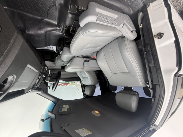 2014 Ford F-150 - $10,900