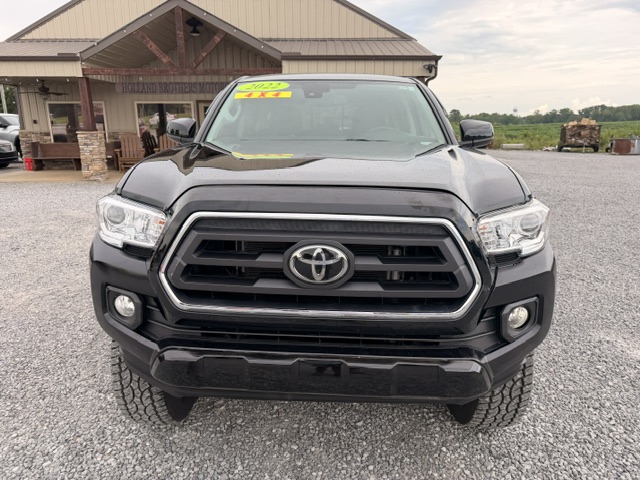 2022 Toyota Tacoma - $29,900