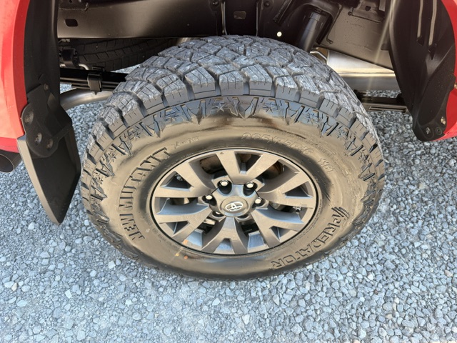 2020 Toyota Tacoma - $22,900