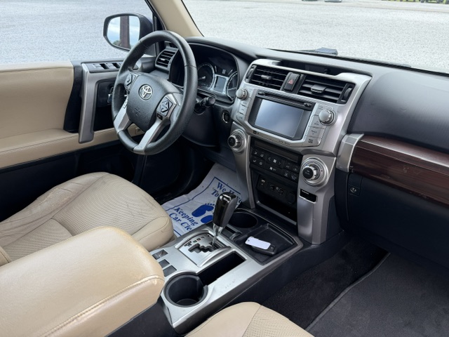 2016 Toyota 4Runner - $19,900