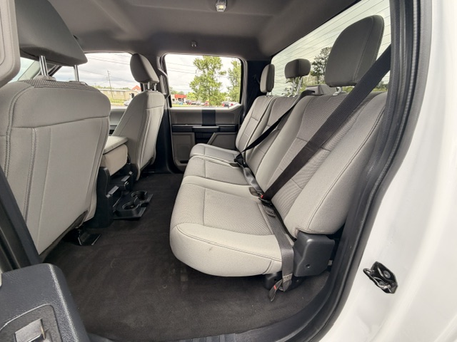 2022 Ford F-350 - $36,900
