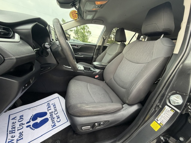 2020 Toyota RAV4 - $19,900