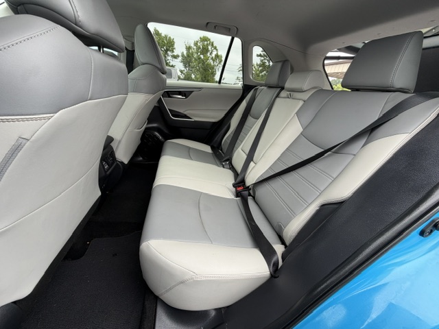 2020 Toyota RAV4 - $23,900