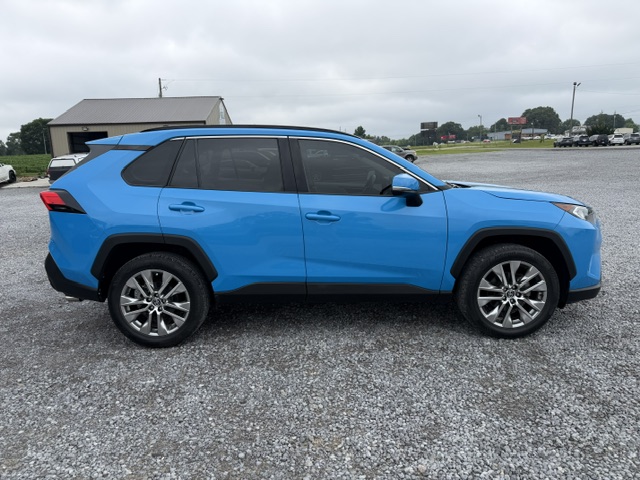 2020 Toyota RAV4 - $23,900