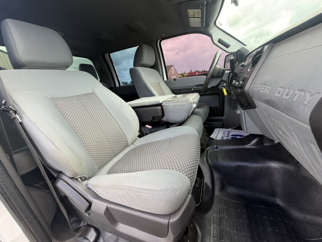 2014 Ford F-250 - $15,900